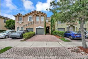 2405 SE 14th St #2405, Homestead, FL 33035, Sold 10/25/24