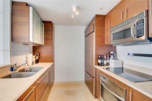 450 Alton Rd APT 808, Miami Beach, FL 33139, Sold 10/02/24