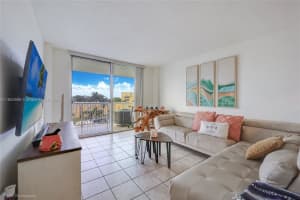 1800 NW 24th Ave APT 503, Miami, FL 33125, Sold 10/31/24