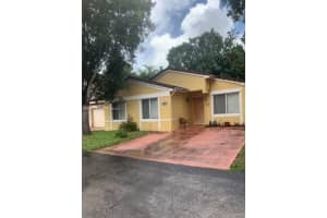 16505 SW 96th Terrace, Miami, FL 33196, Sold 12/06/24