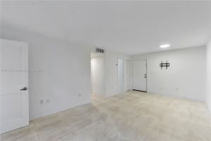 9410 W Flagler St APT 114, Miami, FL 33174, Sold 12/13/24