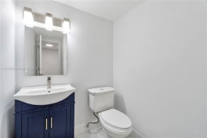 9410 W Flagler St APT 114, Miami, FL 33174, Sold 12/13/24