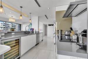201 Crandon Blvd APT 900, Key Biscayne, FL 33149, Sold 11/04/24