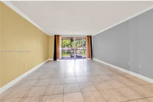 1750 NE 191st St Apt 200-1, Miami, FL 33179, Sold 01/14/25
