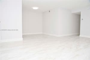 300 Layne Blvd APT 305, Hallandale Beach, FL 33009, Sold 12/04/24
