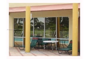 6995 NW 186th St, Hialeah, FL 33015, Sold 10/07/24