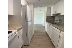 2415 NW 16th St Rd Apt 507-1, Miami, FL 33125, Sold 12/30/24
