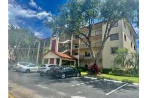 1101 SW 128th Terrace, Pembroke Pines, FL 33027, Sold 12/06/24