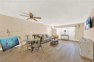 1516 S Lakeside Dr APT 112, Lake Worth Beach, FL 33460, - MLS#A11653672