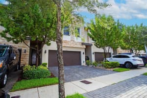 8025 NW 105th Ct, Doral, FL 33178, Sold 10/04/24