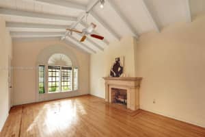 5949 NE 6th Ave, Miami, FL 33137, Sold 10/04/24