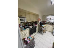 150 W 60th St, Hialeah, FL 33012, Sold 12/06/24