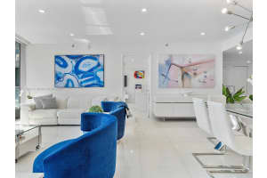 495 Brickell Ave, Miami, FL 33131, Sold 04/14/25