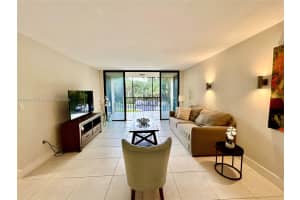 9735 NW 52nd St APT 218, Doral, FL 33178, Sold 10/28/24