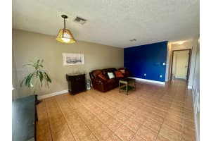 15391 S Dixie Hwy APT 62, Palmetto Bay, FL 33157, Sold 10/09/24