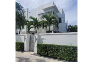 1633 NE 9th St, Fort Lauderdale, FL 33304, Sold 02/04/25