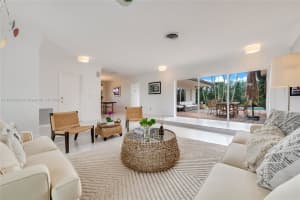 9034 SW 65th St, Miami, FL 33173, Sold 12/27/24