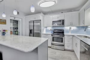 20381 NE 30th Ave Apt 108-7, Aventura, FL 33180, Sold 01/30/25