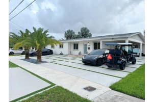 17030 NW 86th Ave, Hialeah, FL 33015, Sold 12/30/24