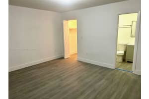 15695 SW 82nd Cir Ln APT 16, Miami, FL 33193, Sold 11/14/24