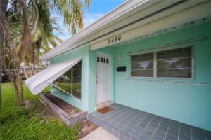 9490 Dominican Dr, Cutler Bay, FL 33189, Sold 12/30/24