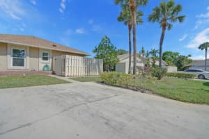 1960 SE 1st Cir, Boynton Beach, FL 33435, Sold 04/11/25