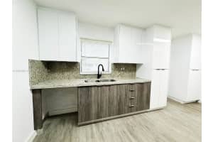 513 NW 3rd Way, Deerfield Beach, FL 33441, Sold 12/03/24