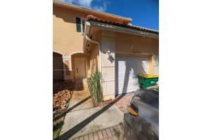 6407 Catalina Ln 6407 Tamarac, FL 33321 - MLS#A11654705