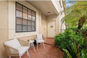 3822 Tree Top Dr, Weston, FL 33332, Sold 11/04/24