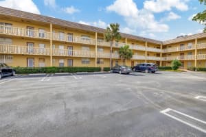 6021 NW 61st Ave APT 104, Tamarac, FL 33319, Sold 02/27/25