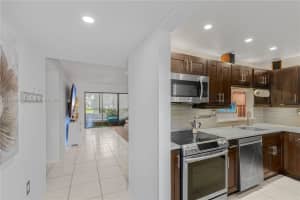 8415 SW 107th Ave, Miami, FL 33173, Sold 10/08/24