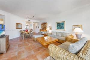 705 Crandon Blvd APT 405, Key Biscayne, FL 33149, Sold 11/05/24