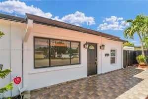 4924 SW 12th St, Fort Lauderdale, FL 33317, Sold 12/23/24