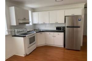 229 NW 10th Ave APT 3, Miami, FL 33128, Sold 10/29/24