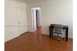 229 NW 10th Ave APT 3, Miami, FL 33128, Sold 10/29/24