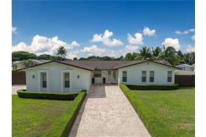 14750 SW 77th St, Miami, FL 33193, Sold 12/10/24