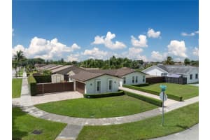 14750 SW 77th St, Miami, FL 33193, Sold 12/10/24