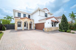 1011 N W 97th Ct, Doral, FL 33172, Sold 12/09/24