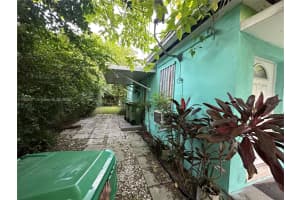 3111 Plaza St, Miami, FL 33133, Sold 11/05/24