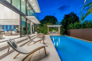 545 W 49th St, Miami Beach, FL 33140, Sold 05/27/25