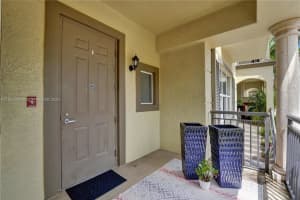 2601 NE 14th Ave 104, Wilton Manors, FL 33334 - MLS#A11655434