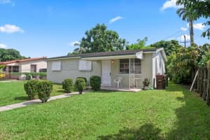 1270 W 35th St, Hialeah, FL 33012, Sold 12/09/24