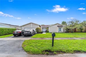 6305 SW 146th Ct, Miami, FL 33183, - MLS#A11655494