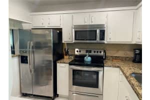 9540 Sunrise Lakes Blvd APT 307, Sunrise, FL 33322, Sold 01/06/25