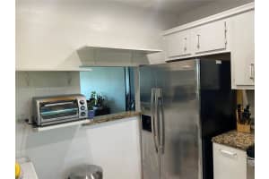 9540 Sunrise Lakes Blvd APT 307, Sunrise, FL 33322, Sold 01/06/25