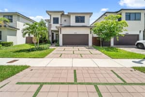16007 NW 87th Ct, Miami Lakes, FL 33018, Sold 04/07/25