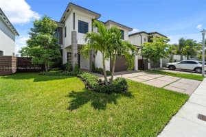 16007 NW 87th Ct, Miami Lakes, FL 33018, Sold 04/07/25