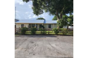 737 NW 21st Ln, Okeechobee, FL 34972, Sold 11/15/24