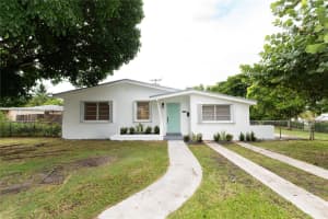 9820 Jamaica Dr, Cutler Bay, FL 33189, Sold 11/05/24