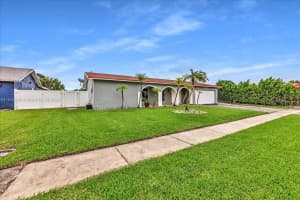 8510 NW 7th St, Pembroke Pines, FL 33024, Sold 10/18/24
